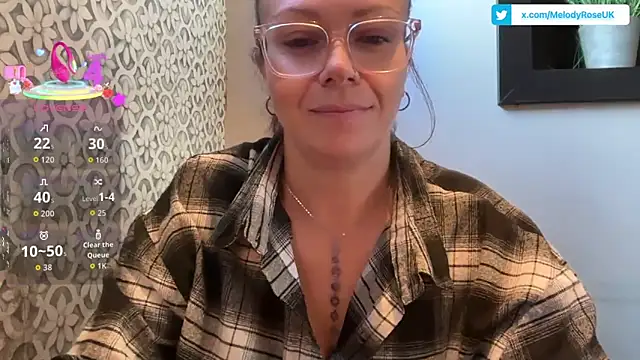 Snapshot of MelodyRoseUk chatting on September 2025 11:00:01 AM MelodyRoseUk online show from September 2025 11:00:01 AM