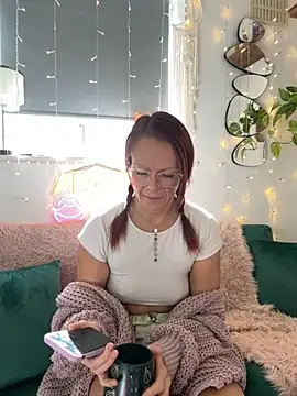 Snapshot of MelodyRoseUk chatting on September 2025 09:22:02 AM MelodyRoseUk online show from September 2025 09:22:02 AM