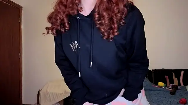 ENGLISHEMILY 69 online show from January 2026 08:45:01 PM