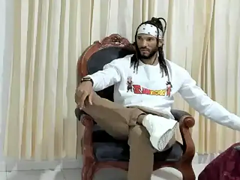 KarlMarley1 online show from December 2024 04:12:01 AM