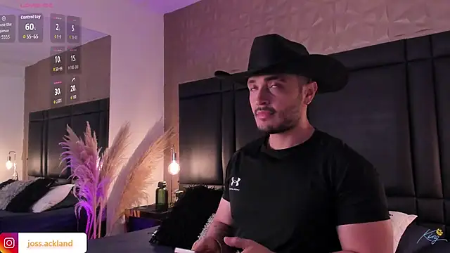 JossAckland online show from December 2025 08:05:02 PM