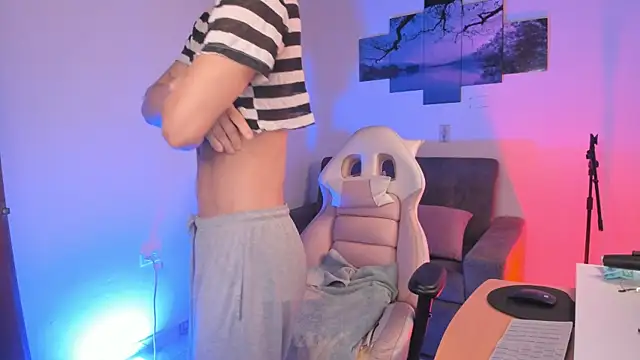 Snapshot of odelei chatting on February 2025 07:42:02 AM odelei online show from February 2025 07:42:02 AM