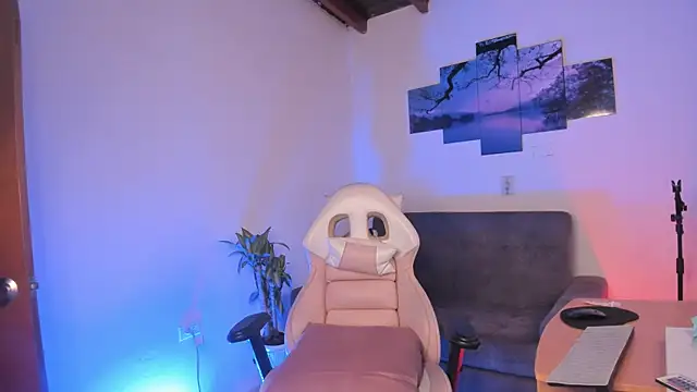 Snapshot of odelei chatting on February 2025 07:44:02 AM odelei online show from February 2025 07:44:02 AM