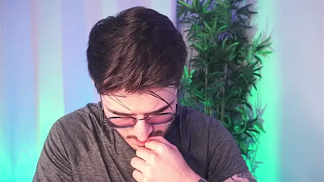 Tony Wylie online show from April 2026 01:27:01 PM