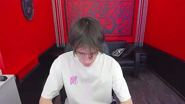 Snapshot of BillyHont chatting on December 2024 06:35:02 PM BillyHont online show from December 2024 06:35:02 PM