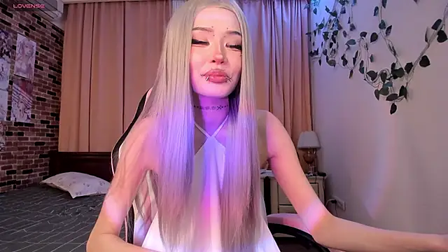 Velvetsky 1 online show from December 2025 06:25:02 PM