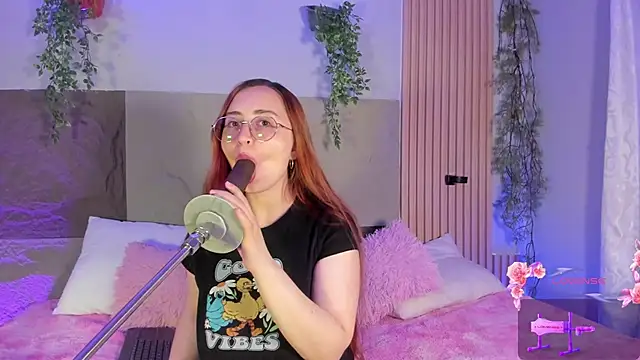 centaurigirl online show from March 2026 03:20:01 AM