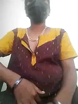 Snapshot of Preethytamilsexy chatting on January 2025 10:38:01 AM Preethytamilsexy online show from January 2025 10:38:01 AM