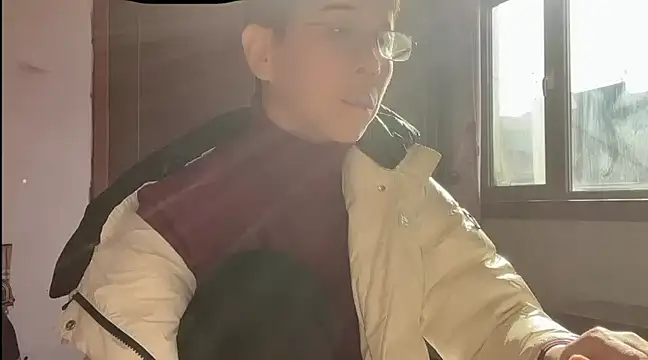 Snapshot of TGH521 chatting on January 2025 06:21:01 AM TGH521 online show from January 2025 06:21:01 AM