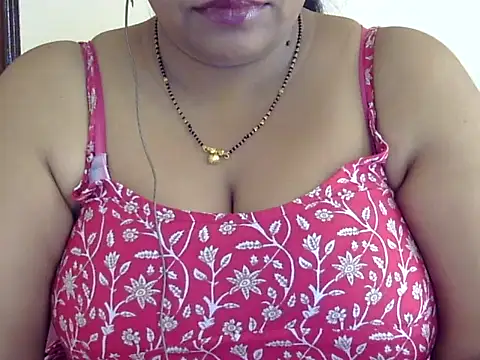 Snapshot of Riya_riyaa chatting on October 2025 01:25:01 AM Riya riyaa online show from October 2025 01:25:01 AM