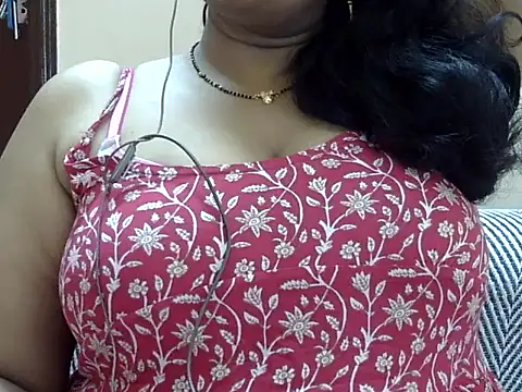 Snapshot of Riya_riyaa chatting on October 2025 10:02:01 AM Riya riyaa online show from October 2025 10:02:01 AM