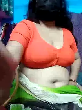 BERRY 00 online show from February 2025 12:53:02 AM