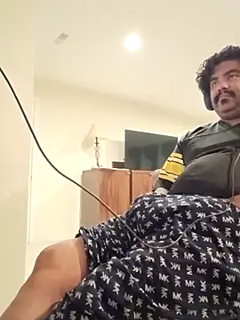 Snapshot of Brickstash chatting on September 2025 05:31:01 AM Brickstash online show from September 2025 05:31:01 AM