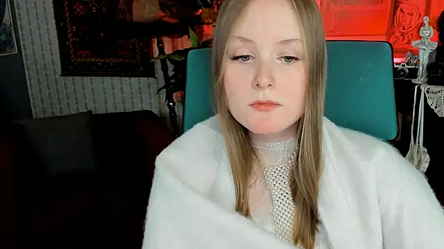 VivienLeeigh online show from February 2025 04:40:01 PM