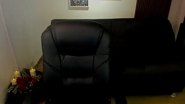 crimson tati  online show from October 2025 03:58:02 AM