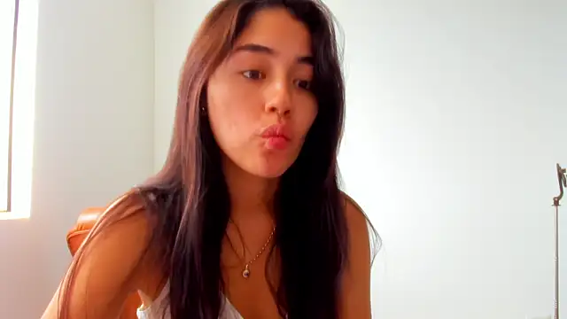 Snapshot of AriaMontgomery chatting on July 2026 07:53:02 PM AriaMontgomery online show from July 2026 07:53:02 PM