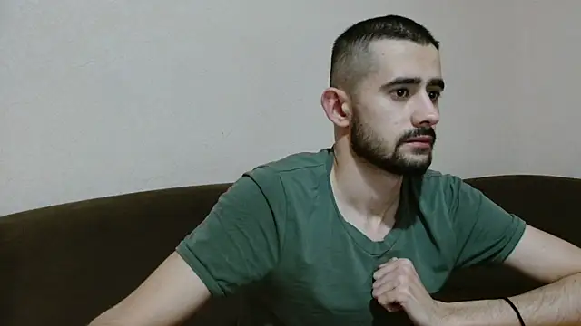 Snapshot of Sweet__Daddy chatting on December 2024 08:07:02 PM Sweet Daddy online show from December 2024 08:07:02 PM