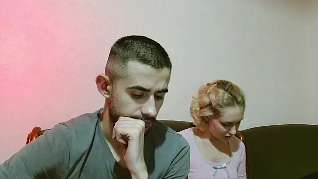 Snapshot of Sweet__Daddy chatting on February 2025 02:44:01 PM Sweet Daddy online show from February 2025 02:44:01 PM