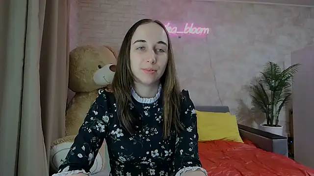 Snapshot of Anika_bloom chatting on March 2025 08:51:01 PM Anika bloom online show from March 2025 08:51:01 PM