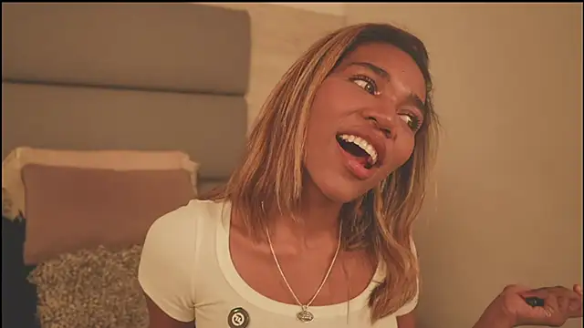 Lily Miiller online show from February 2026 08:04:02 PM