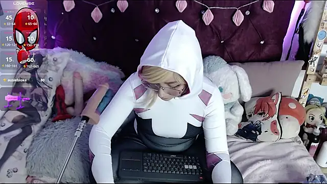 Kitty-Kat  online show from October 2025 03:18:01 AM