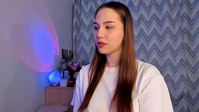 Snapshot of Tate_Angel chatting on January 2025 06:10:01 PM Tate Angel online show from January 2025 06:10:01 PM