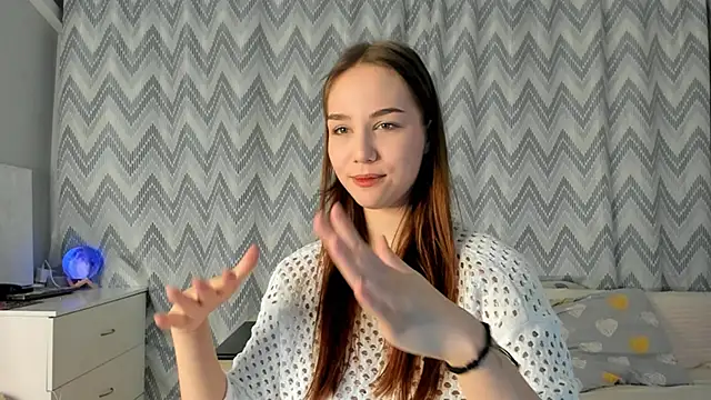 Snapshot of Tate_Angel chatting on February 2025 06:13:02 PM Tate Angel online show from February 2025 06:13:02 PM