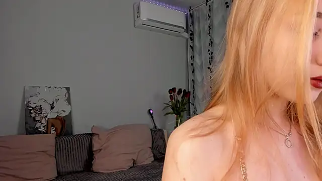 Snapshot of Tate_Angel chatting on March 2025 06:11:01 PM Tate Angel online show from March 2025 06:11:01 PM