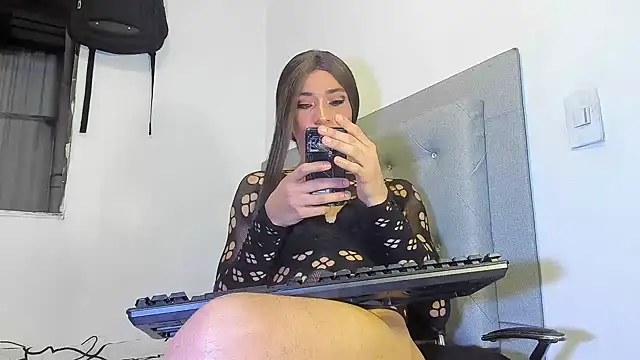 Snapshot of camila_bigcock169 chatting on March 2026 03:56:02 AM camila bigcock169 online show from March 2026 03:56:02 AM