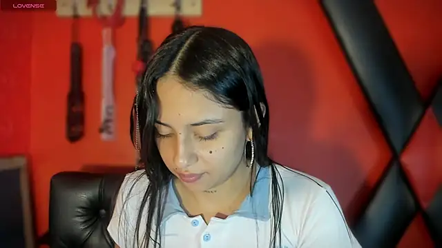 Monttserratt online show from April 2026 04:02:02 PM