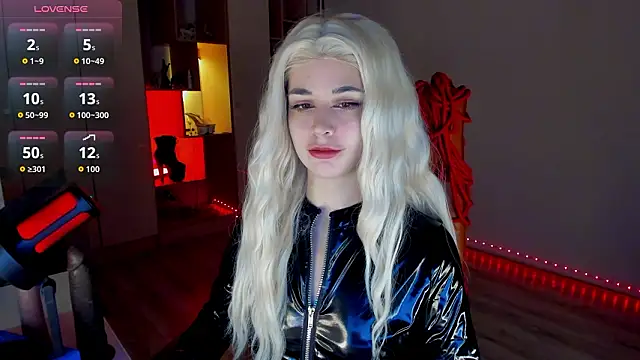 mollyposhh online show from January 2026 07:19:01 PM