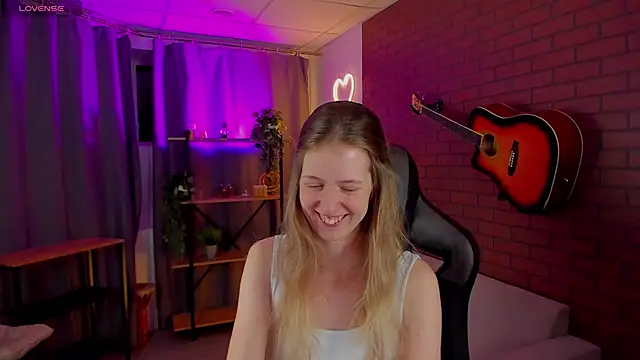 Sharon Evansi online show from January 2025 11:57:01 AM