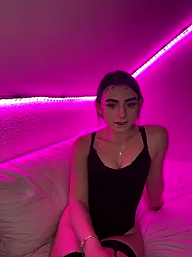 Snapshot of AdelinaAlia chatting on September 2025 07:59:01 PM AdelinaAlia online show from September 2025 07:59:01 PM