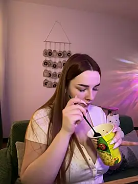 CookyDaisy online show from January 2025 04:59:01 PM