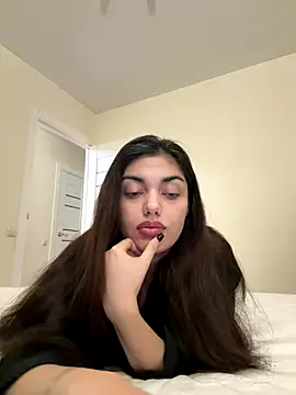 Snapshot of Sweet_Khalifa_ chatting on December 2024 02:13:02 PM Sweet Khalifa online show from December 2024 02:13:02 PM