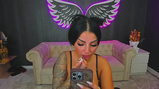 anemarieejolie online show from September 2025 04:28:02 PM