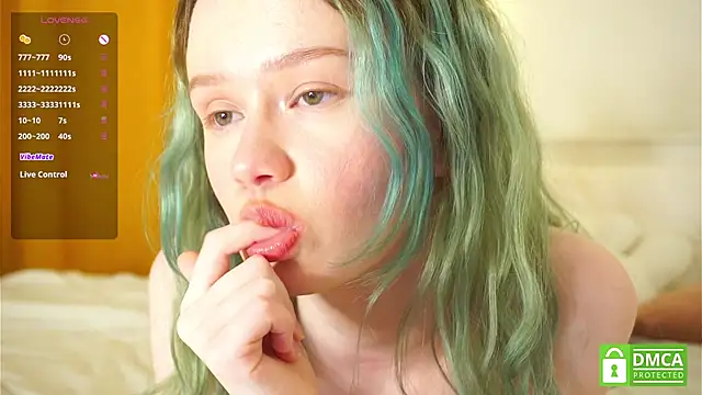 Snapshot of evkasup chatting on March 2025 08:59:01 PM evkasup online show from March 2025 08:59:01 PM