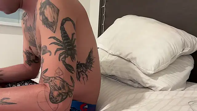 Snapshot of Youngjoshy chatting on December 2024 12:40:02 PM Youngjoshy online show from December 2024 12:40:02 PM