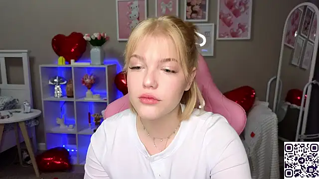 Maya Rave online show from February 2025 03:31:02 AM