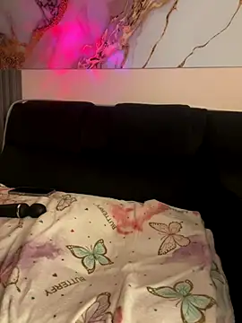 bonnie 18x online show from December 2025 11:50:01 AM