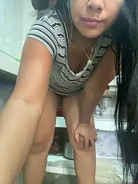 steisy325 online show from January 2025 02:32:01 PM