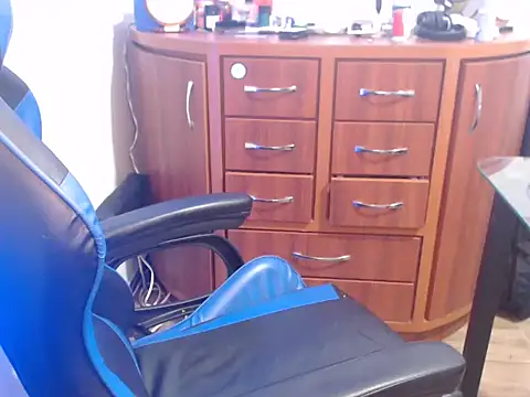 anjonoturno1 online show from September 2025 07:40:02 PM