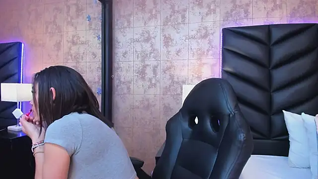 HazelMoret online show from December 2024 11:16:01 PM