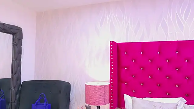 HazelMoret online show from October 2025 11:38:02 AM