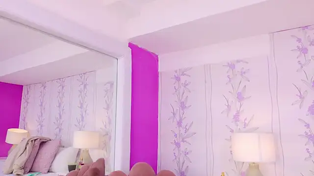 HazelMoret online show from October 2025 11:51:02 AM