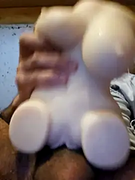Axeltu77 online show from June 2026 11:42:02 PM