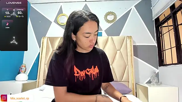 Mia scarlet69 online show from September 2025 12:05:02 PM