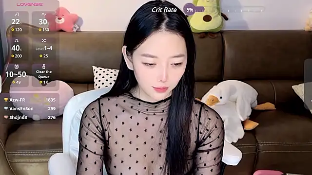 Yilin1999 online show from December 2024 02:30:02 AM