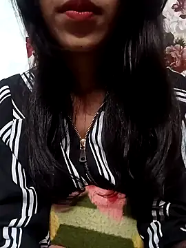 Snapshot of Cute-Love-Angel chatting on January 2025 09:39:02 PM Cute-Love-Angel online show from January 2025 09:39:02 PM