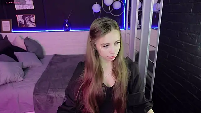 OliviaGentle online show from December 2024 03:47:02 AM